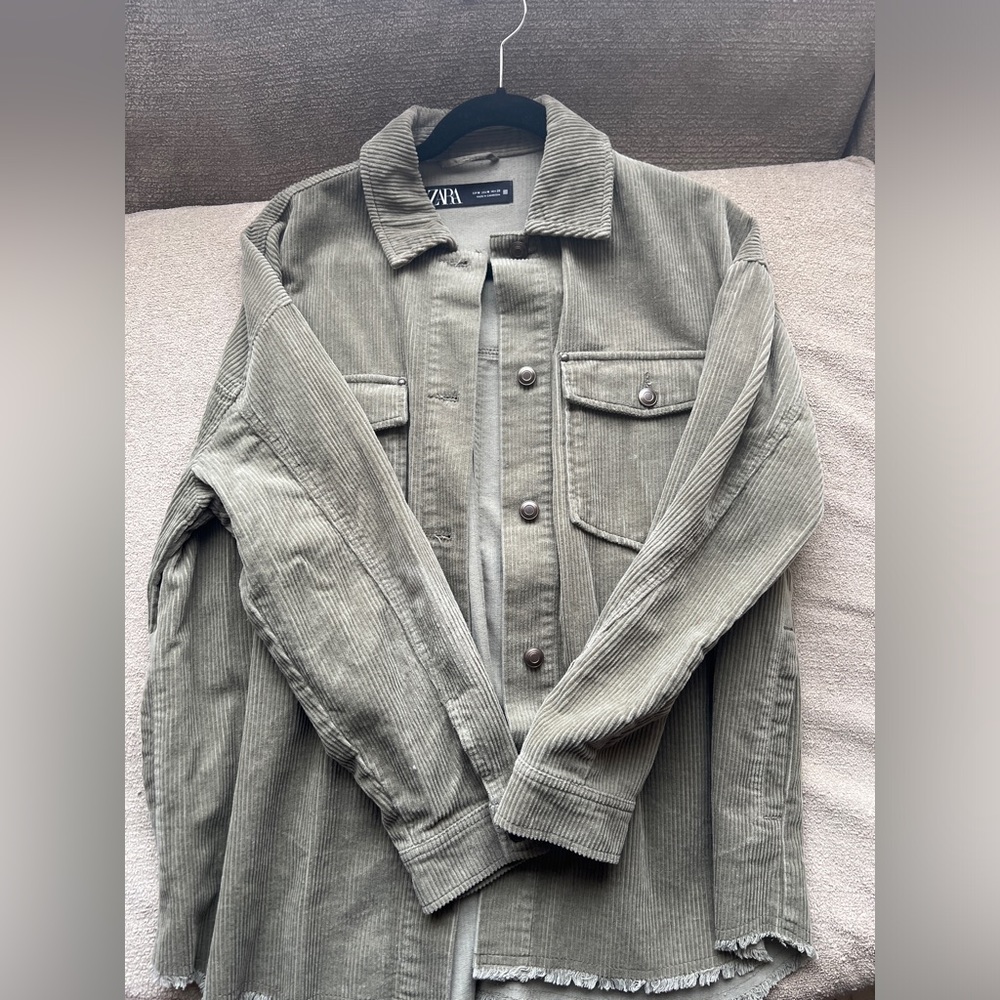 ZARA Green corduroy shirt size M